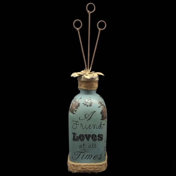 DISTRESSED VTG LOOK GLASS MILK BOTTLE PICTURE HOLDER-A FRIEND LOVES AT ALL TIMES - Picture 1 of 6